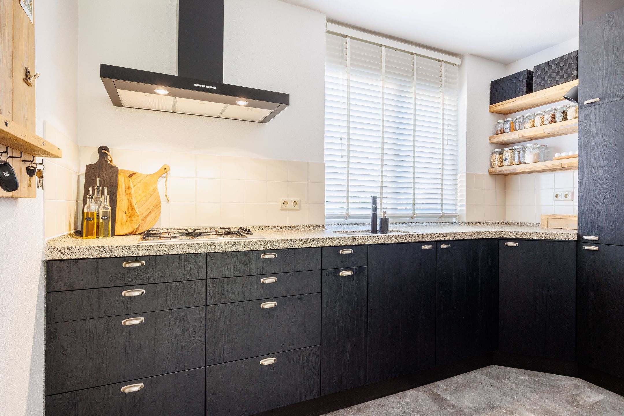 Photo 3 of Vechtsteen 35