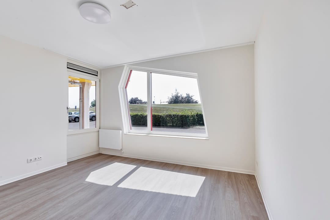 Foto 11 van Burgemeester Daalderopstraat 4-001