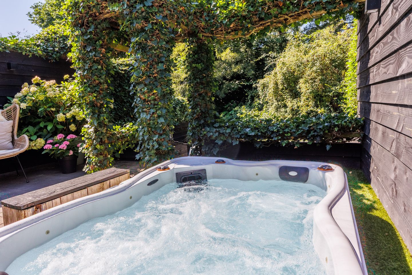 Photo 19 of Vechtsteen 35