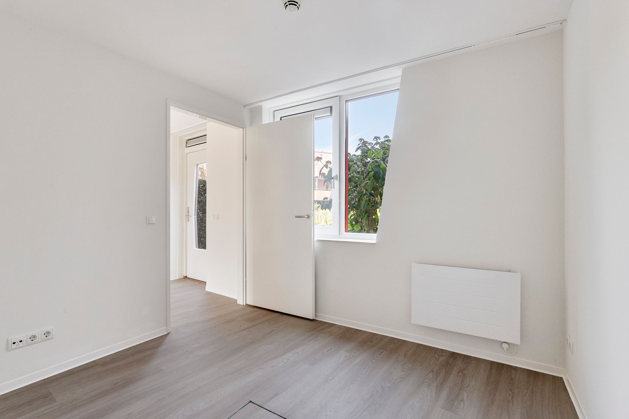 Foto 27 van Burgemeester Daalderopstraat 4-001