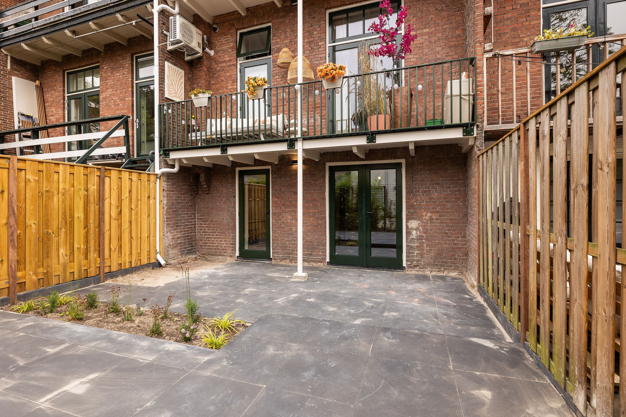 Photo 21 of Venestraat 7