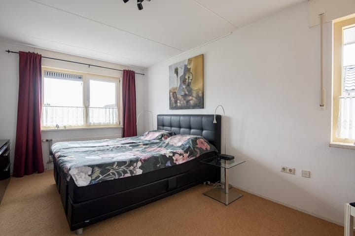 Foto 25 van Veenendaalsestraatweg 18