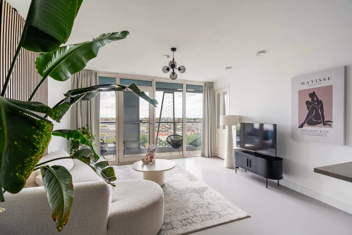 Foto 6 van Kruisplein 748