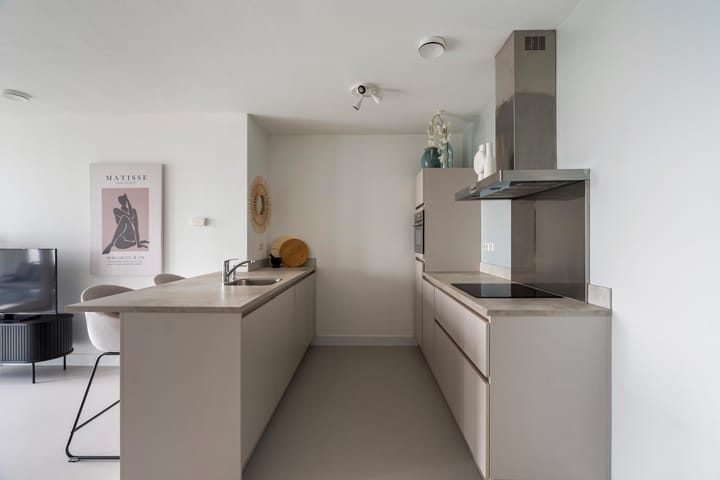 Foto 13 van Kruisplein 748