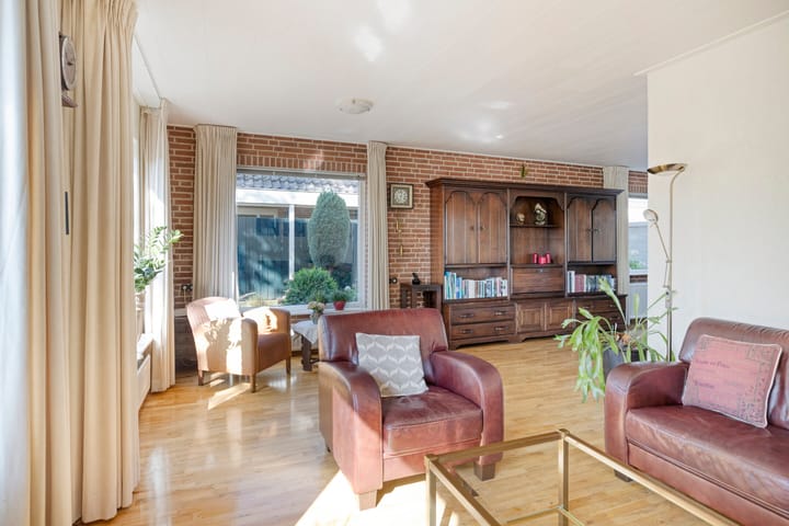 Foto 12 van Esstraat 49