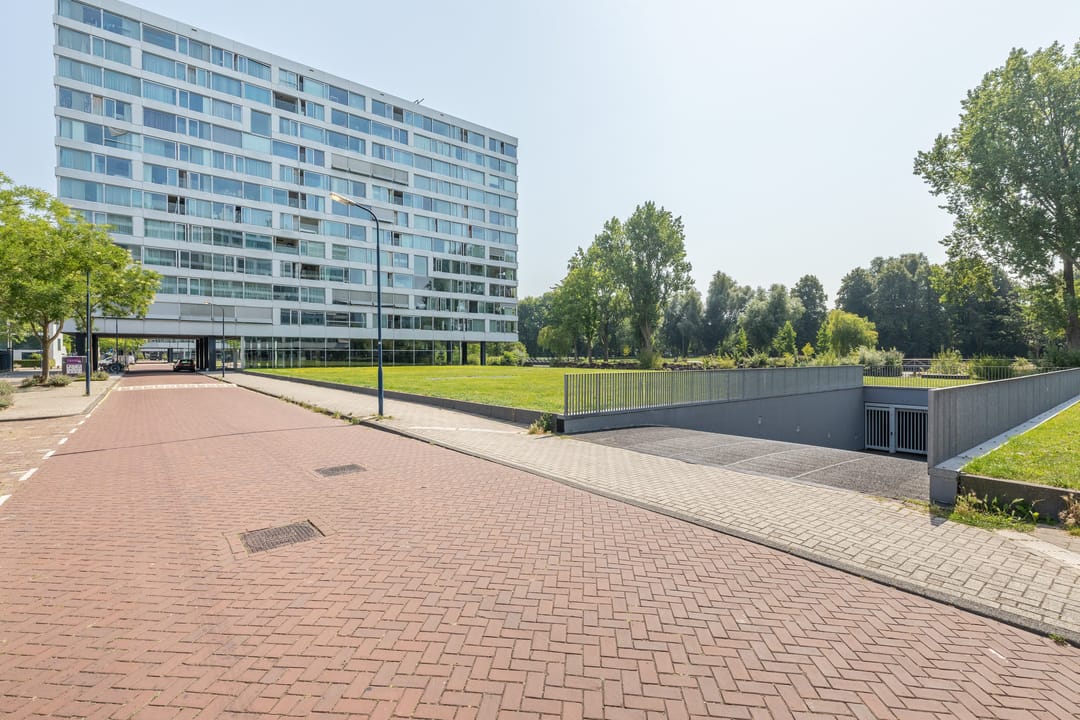 Photo 43 of Jan van Zutphenstraat 539