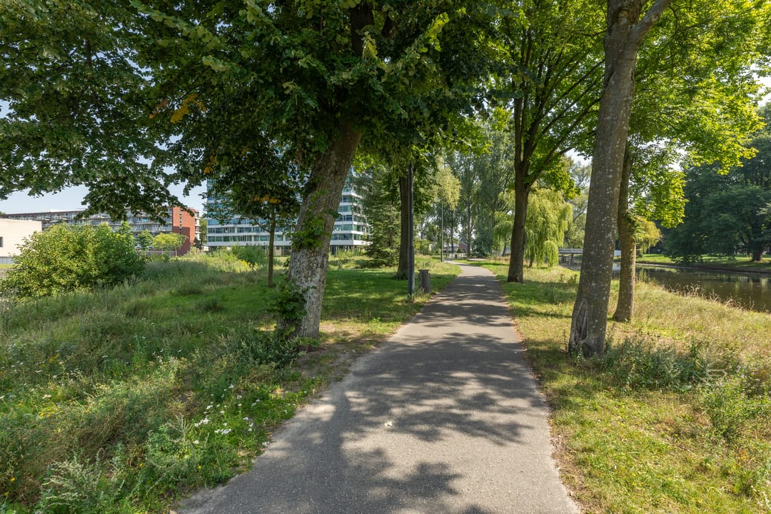 Photo 46 of Jan van Zutphenstraat 539