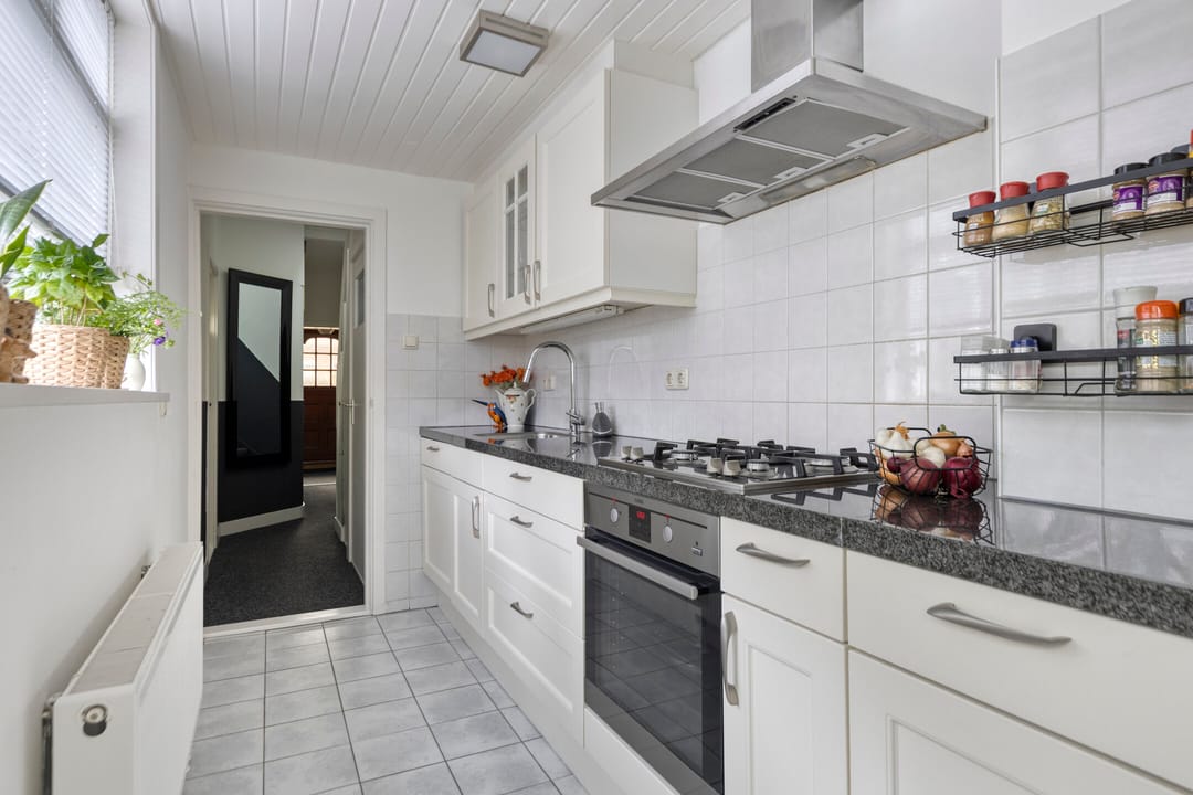 Foto 11 van Azaleastraat 85