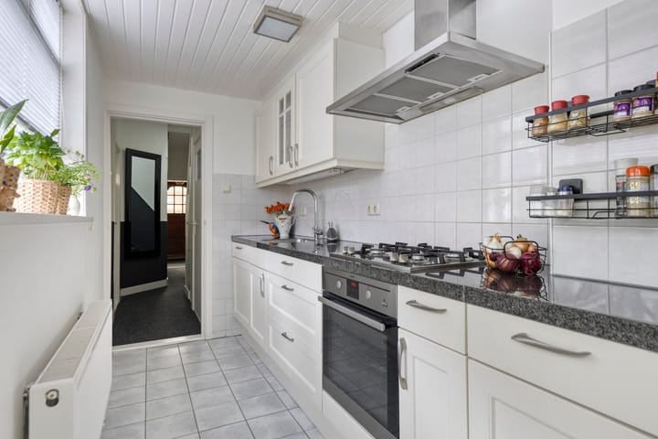 Foto 11 van Azaleastraat 85