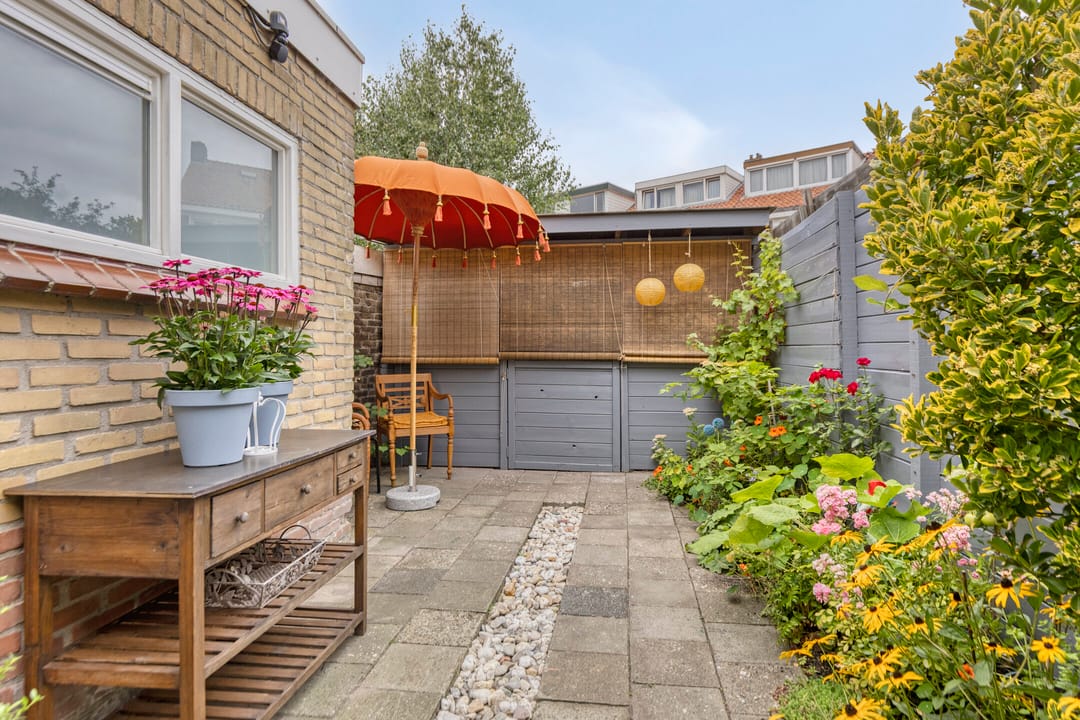 Foto 26 van Azaleastraat 85