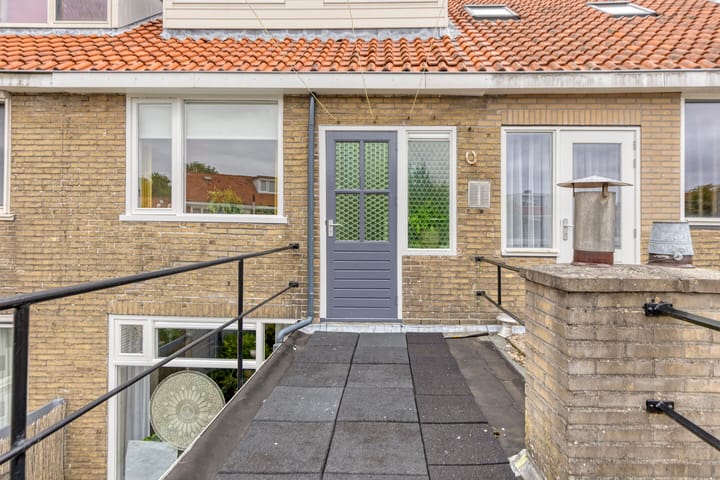 Foto 30 van Azaleastraat 85