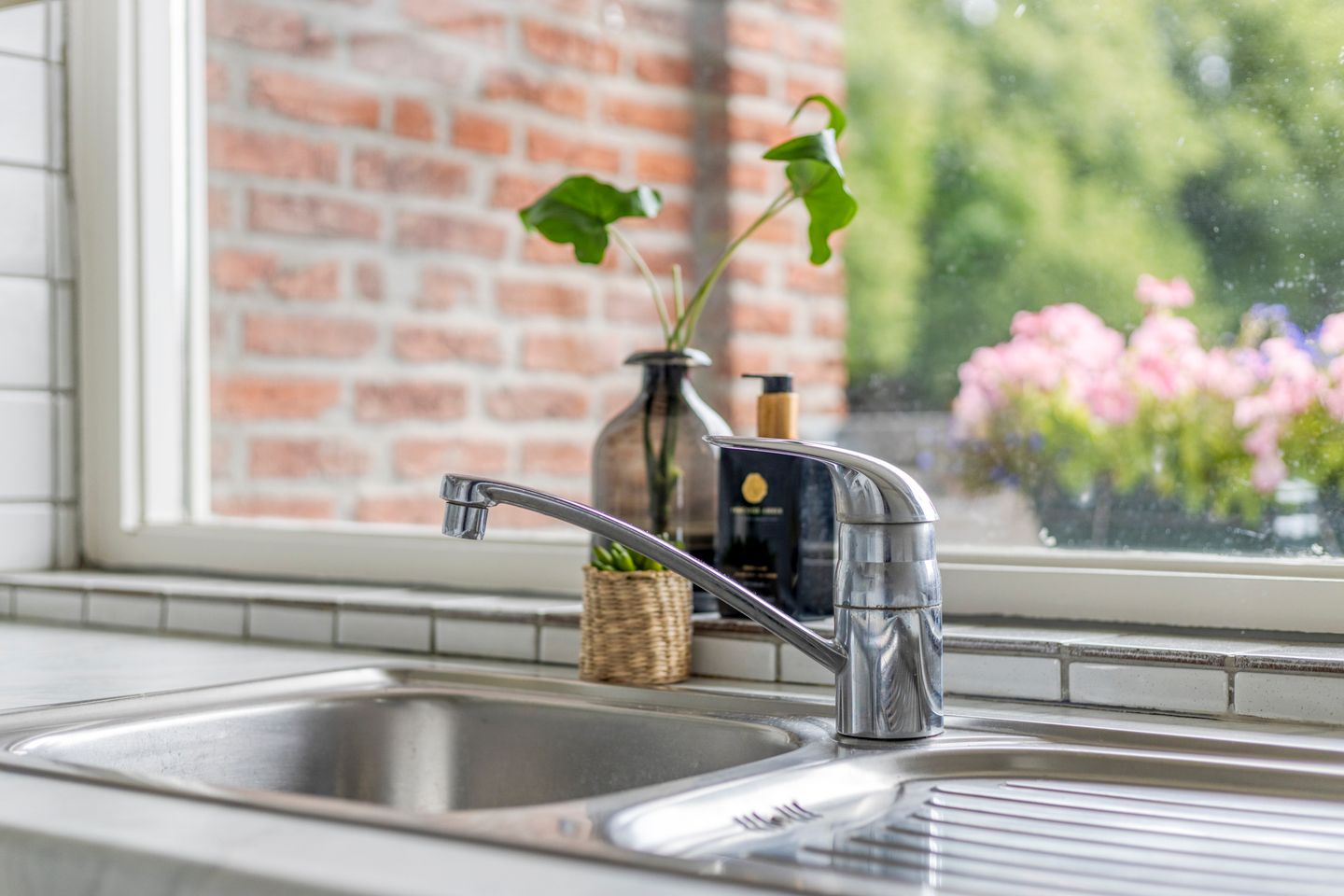 Photo 19 of Dr. Van Damstraat 174