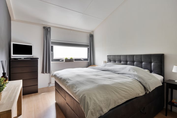 Foto 21 van Regimentslaan 13