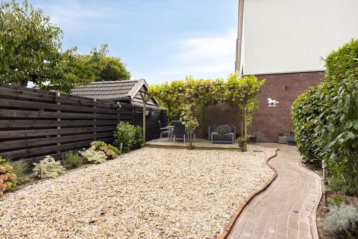 Foto 32 van Regimentslaan 13