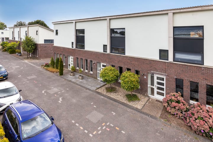 Foto 38 van Regimentslaan 13