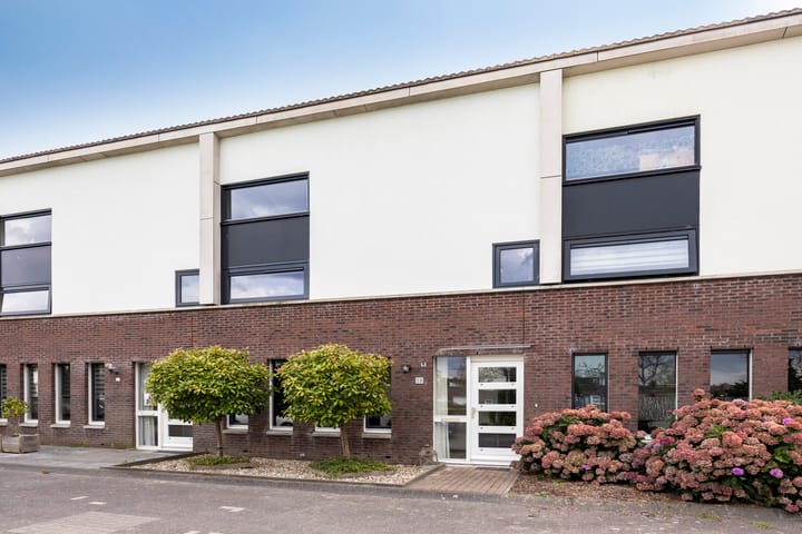 Foto 40 van Regimentslaan 13