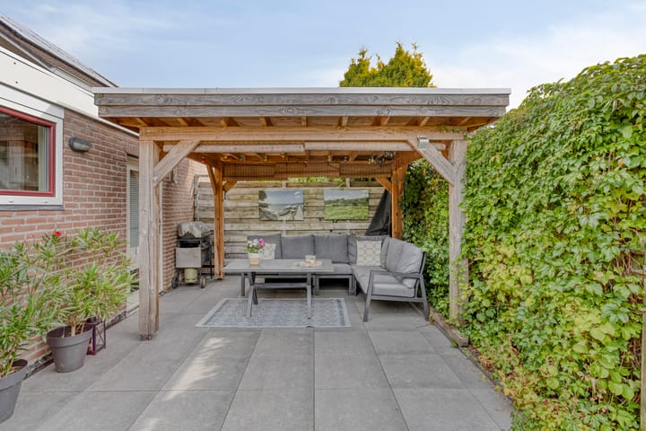 Photo 38 of Zwette 6