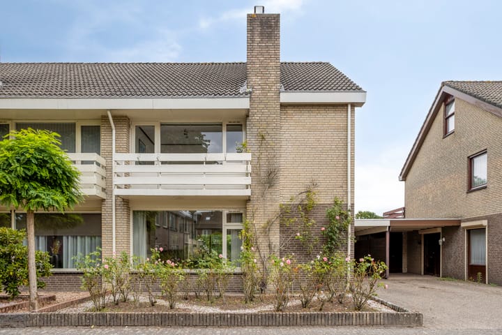 Photo 37 of Andromeda 39