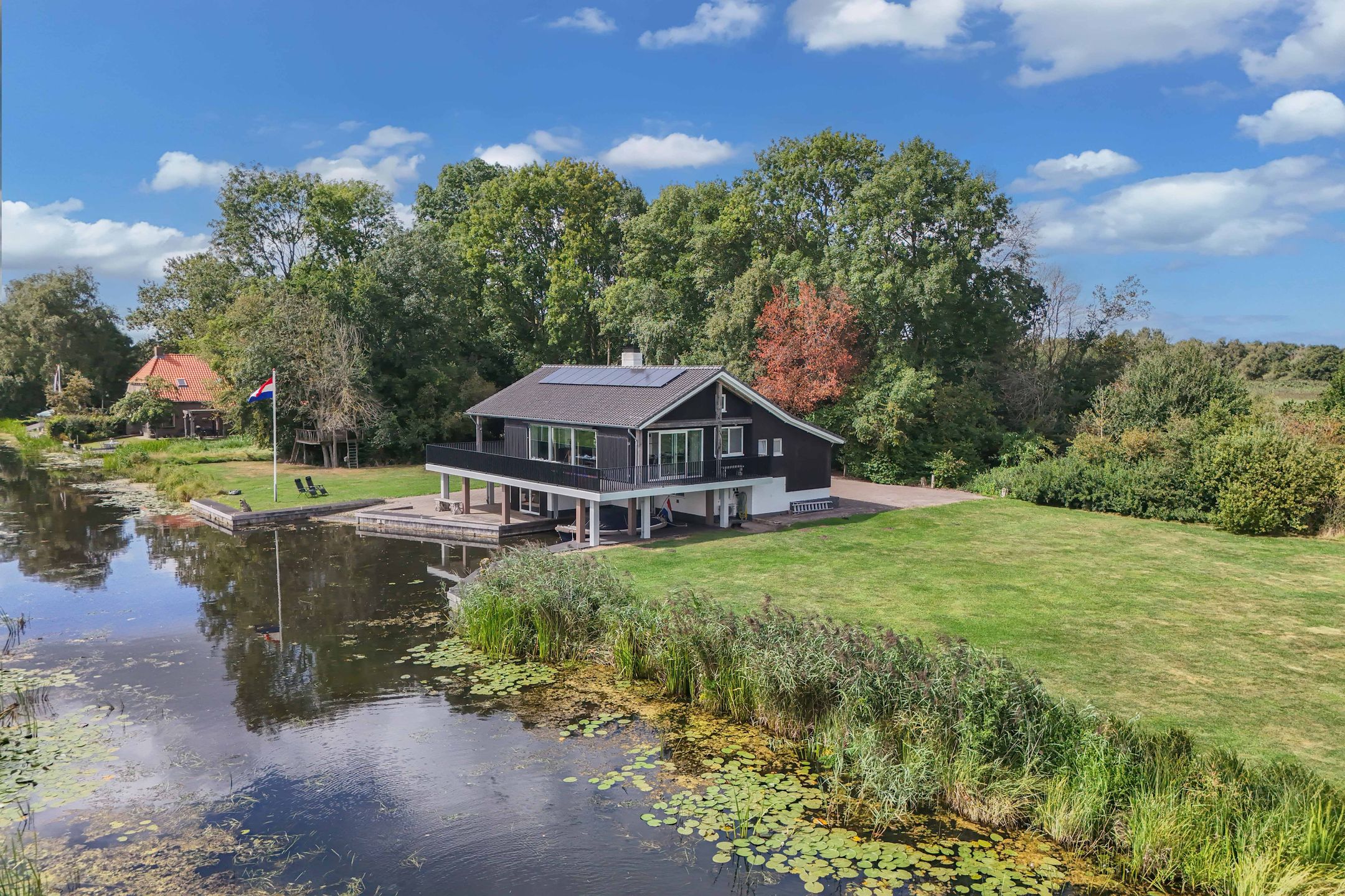 Foto 3 van Muggenbeet 6-D