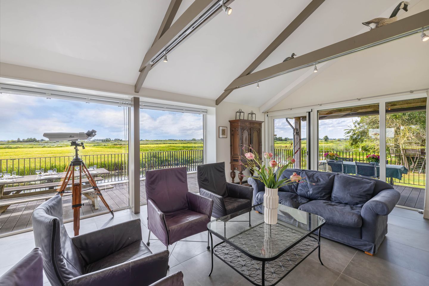 Foto 10 van Muggenbeet 6-D