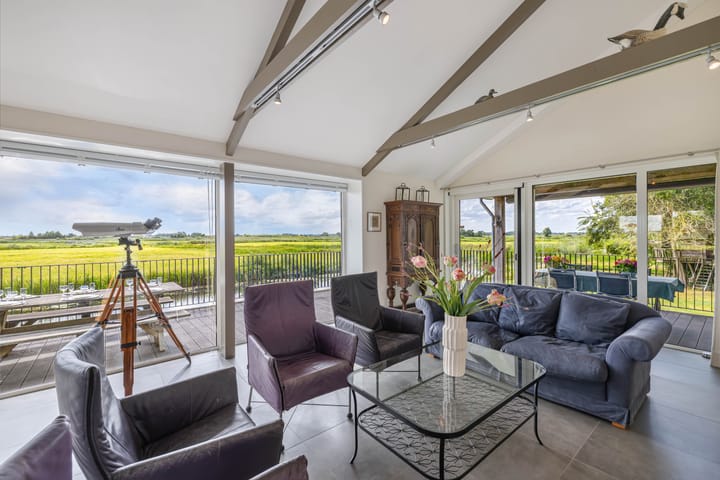 Photo 10 of Muggenbeet 6-D