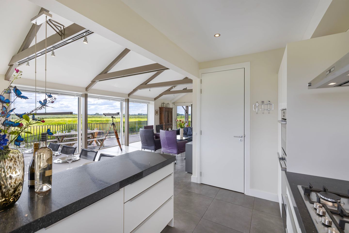 Foto 19 van Muggenbeet 6-D