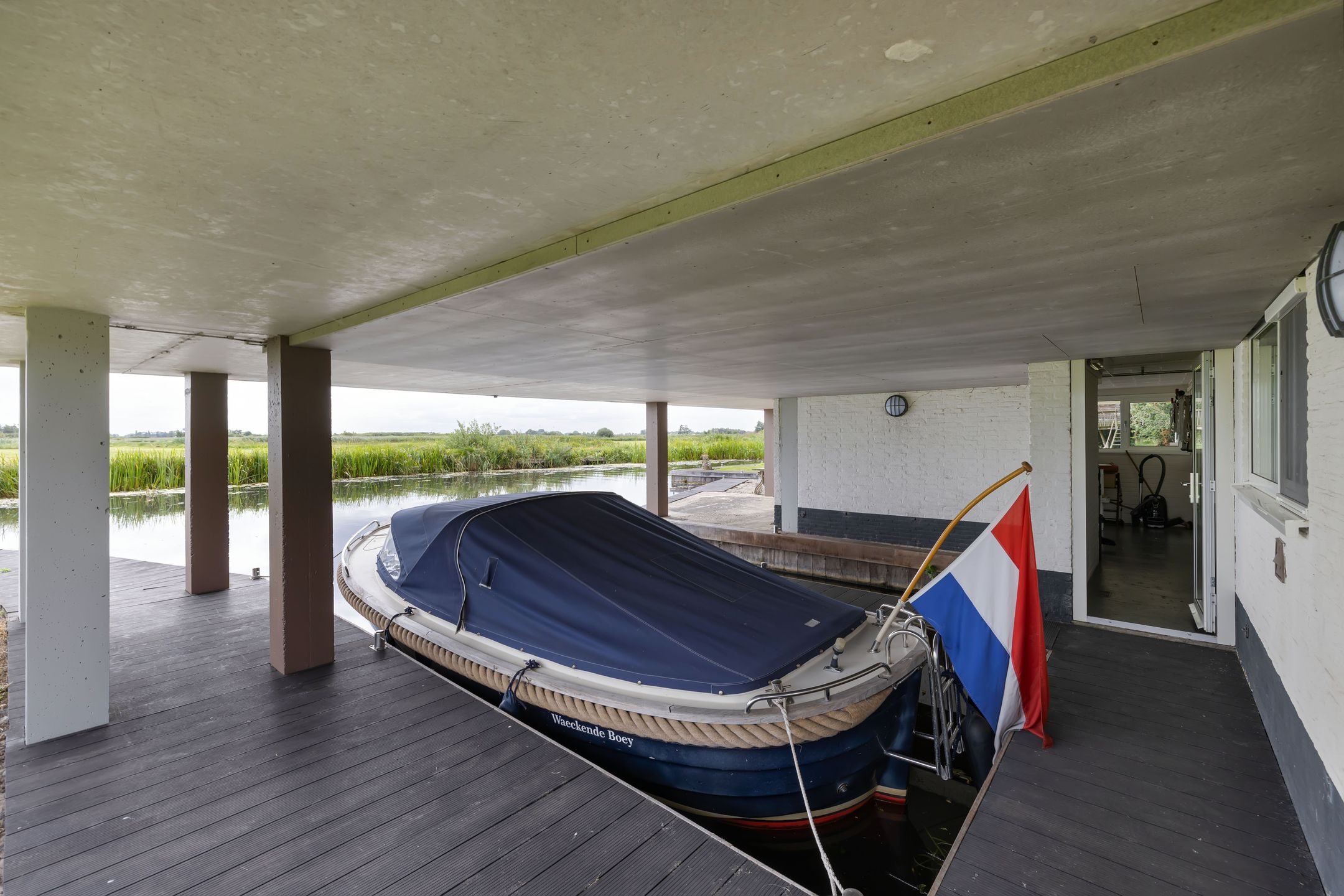 Foto 48 van Muggenbeet 6-D