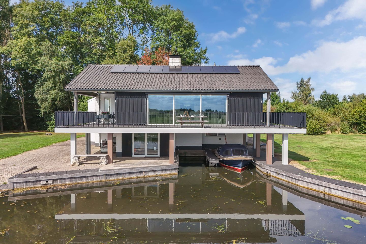 Foto 50 van Muggenbeet 6-D