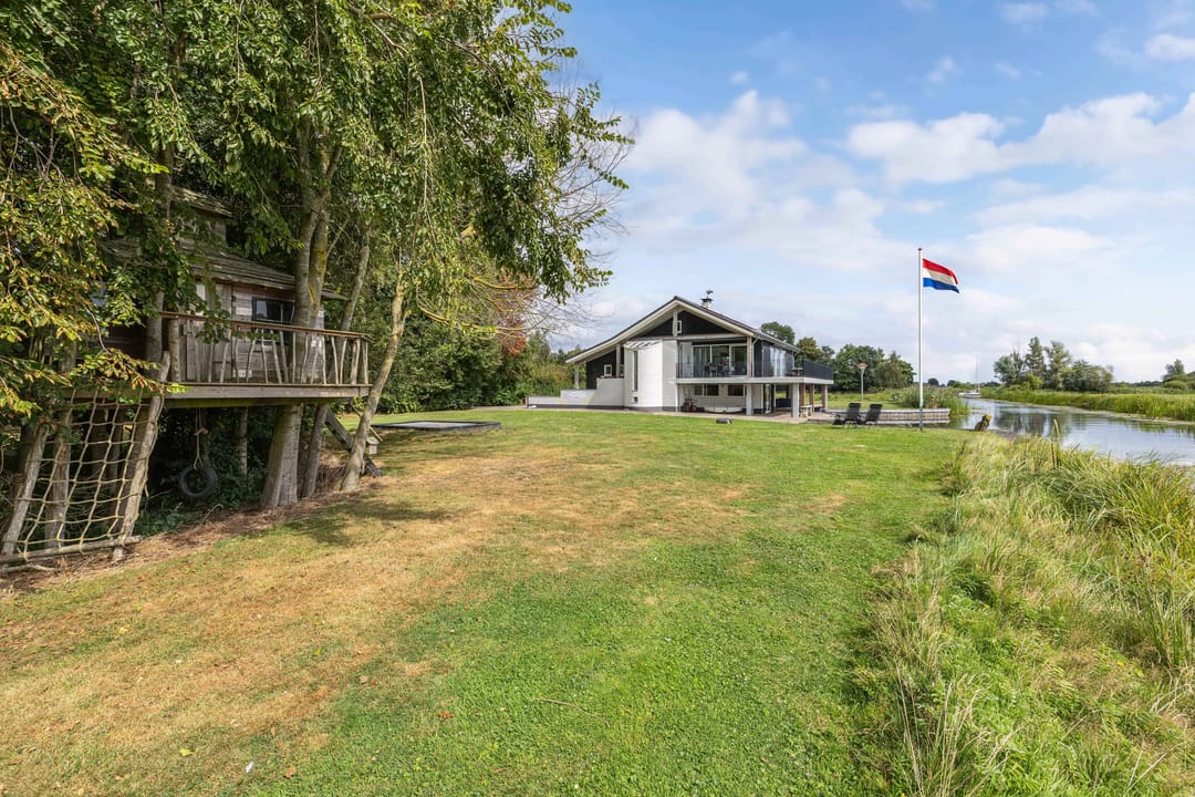 Foto 53 van Muggenbeet 6-D