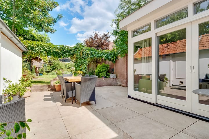 Foto 13 van Jacob van Lennepplein 5