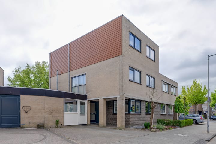 Foto 6 van Abraham de Haanstraat 8