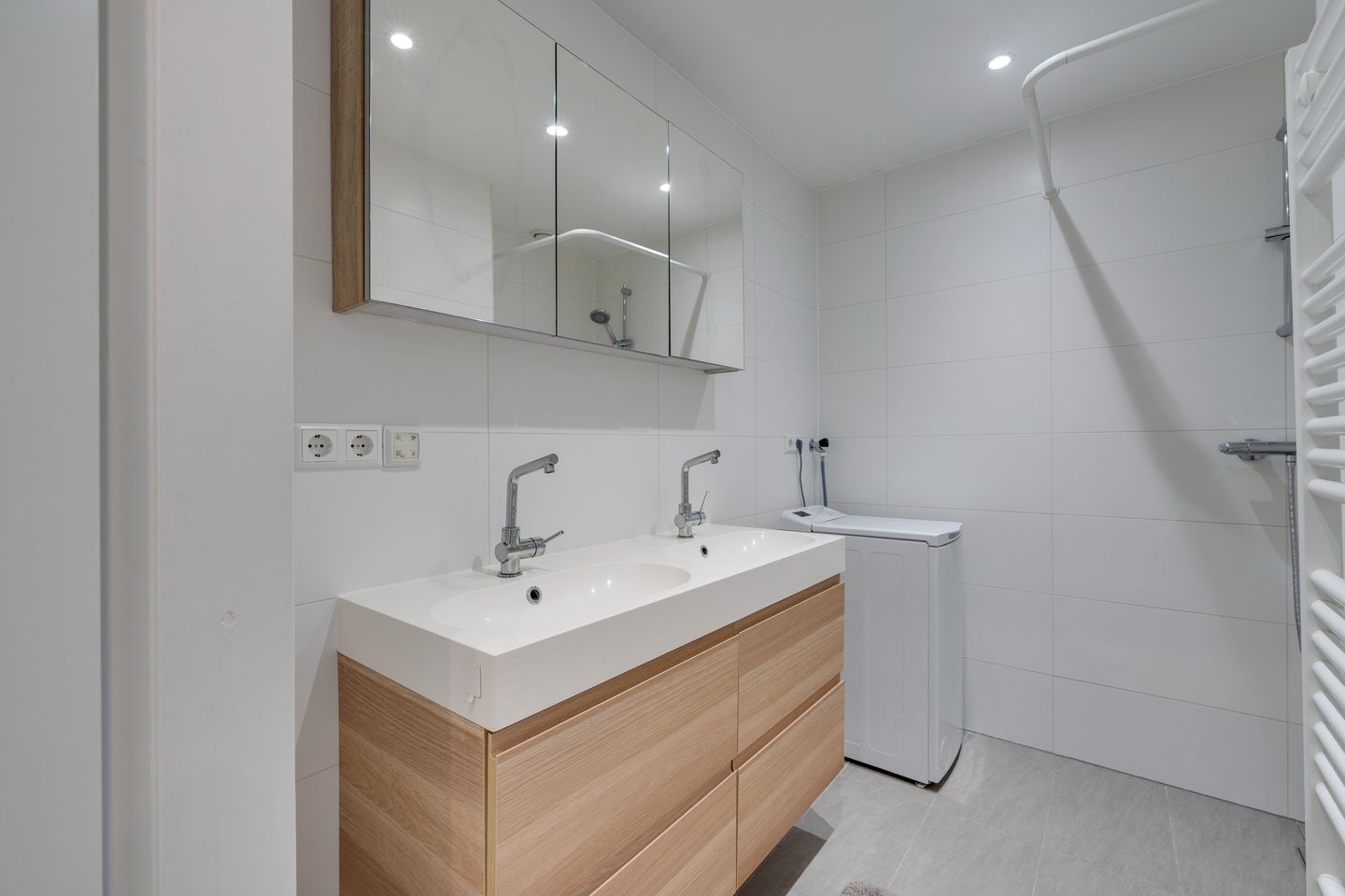 Foto 70 van Abraham de Haanstraat 8