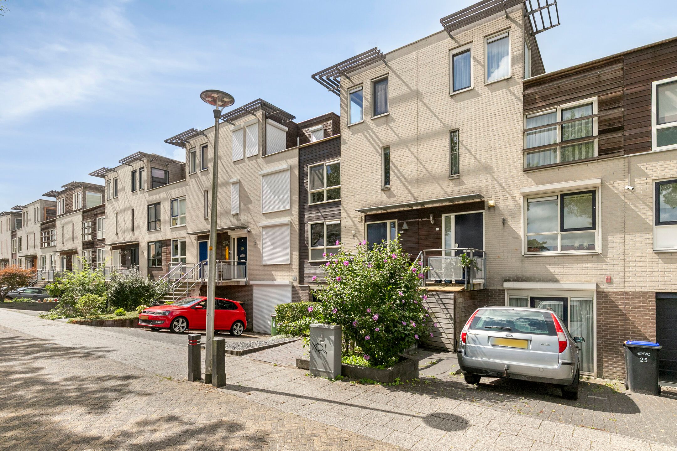 Photo 45 of Tweelingen 21