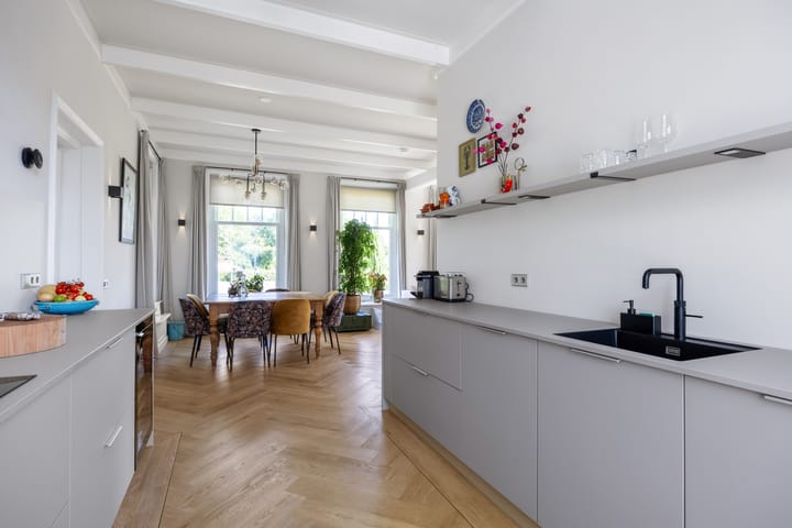 Foto 29 van Parallelweg 2