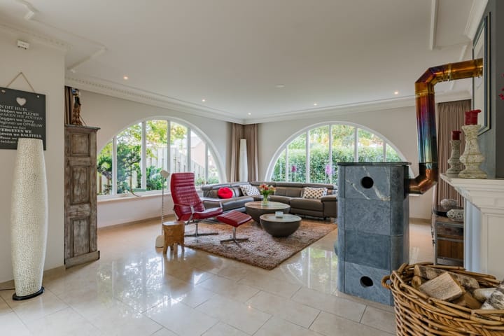 Photo 8 of Burg. Van Ginnekenstraat 14