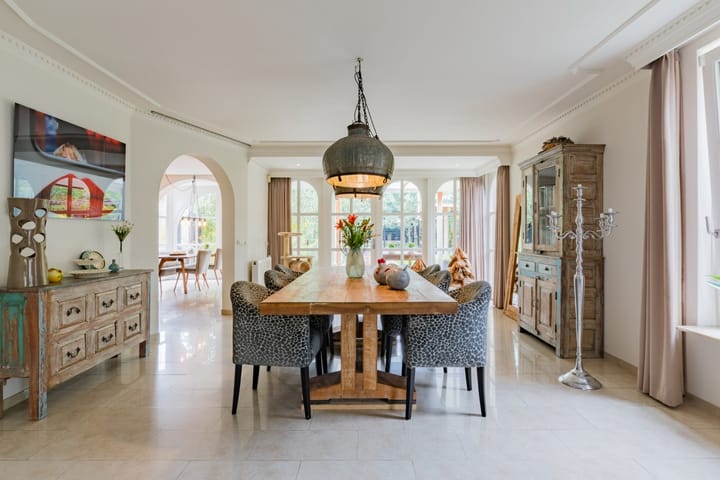 Photo 12 of Burg. Van Ginnekenstraat 14