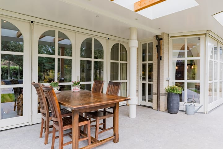 Photo 39 of Burg. Van Ginnekenstraat 14