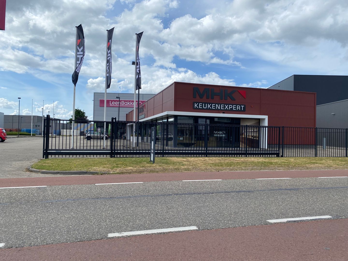 Bekijk foto 1 van Elftweg 19