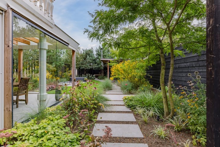 Photo 41 of Burg. Van Ginnekenstraat 14