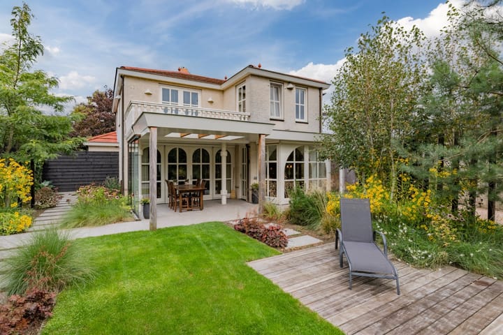 Photo 37 of Burg. Van Ginnekenstraat 14