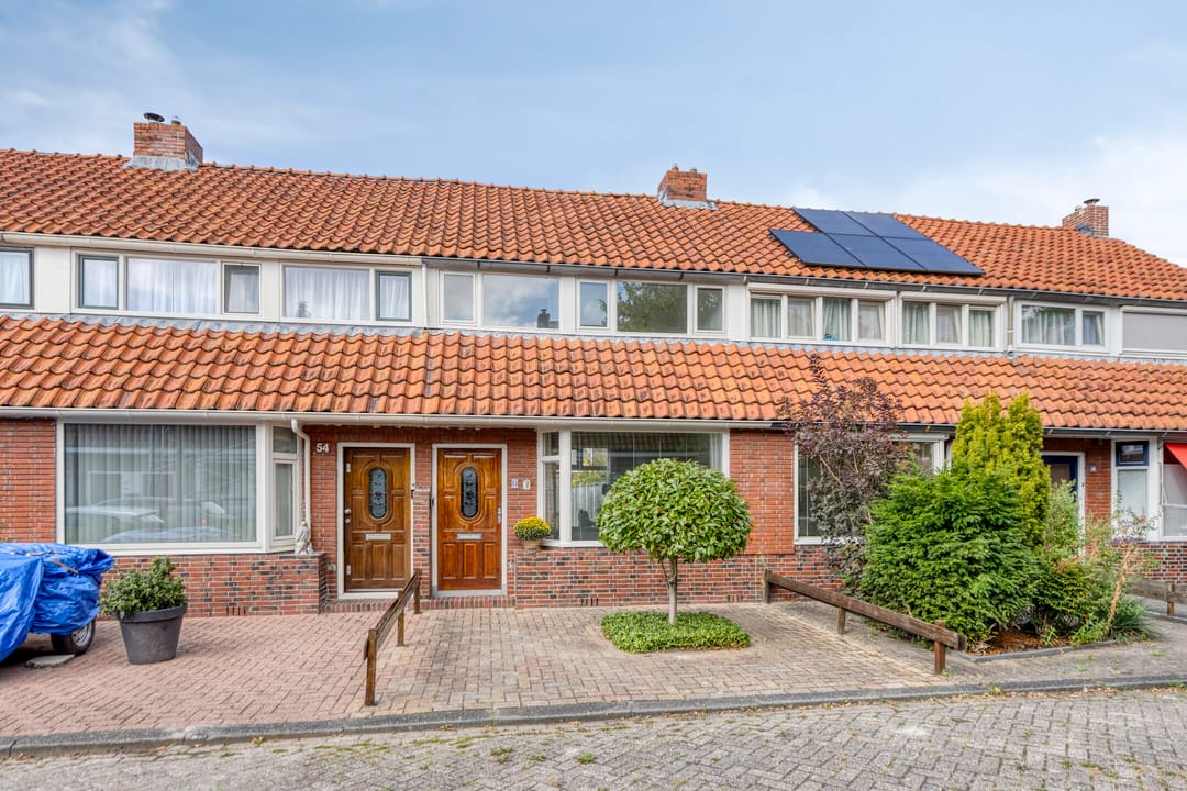 Photo 1 of van der Helststraat 52