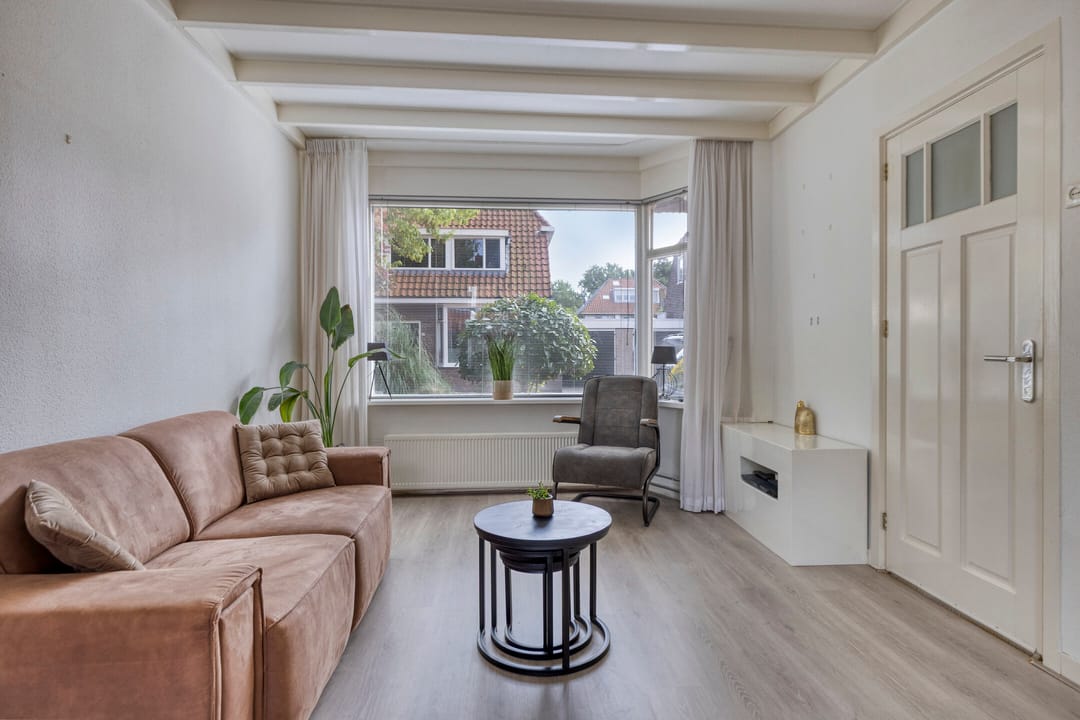 Photo 2 of van der Helststraat 52