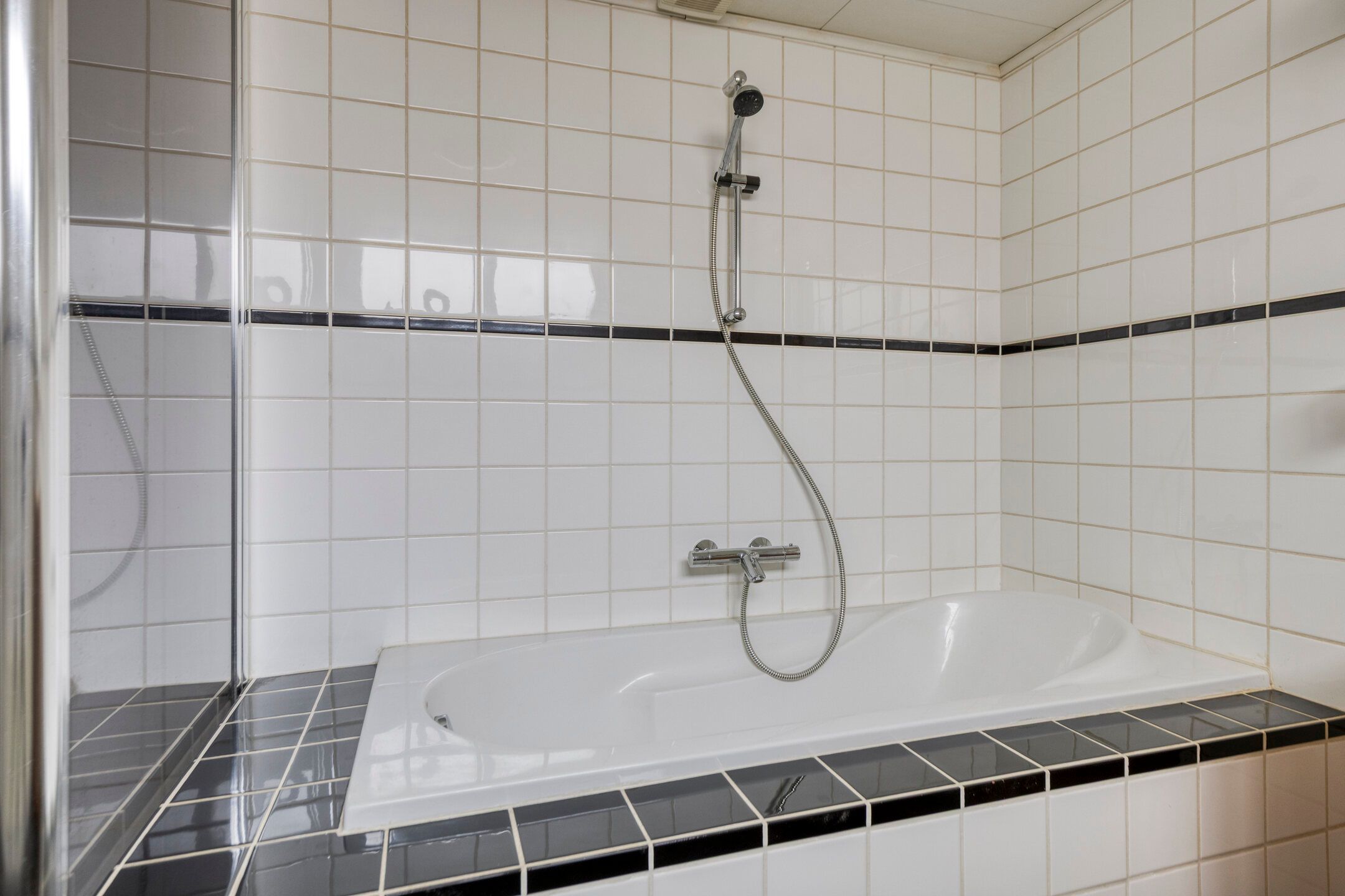Photo 18 of van der Helststraat 52