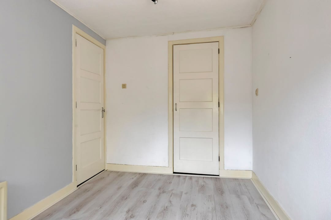 Photo 31 of van der Helststraat 52