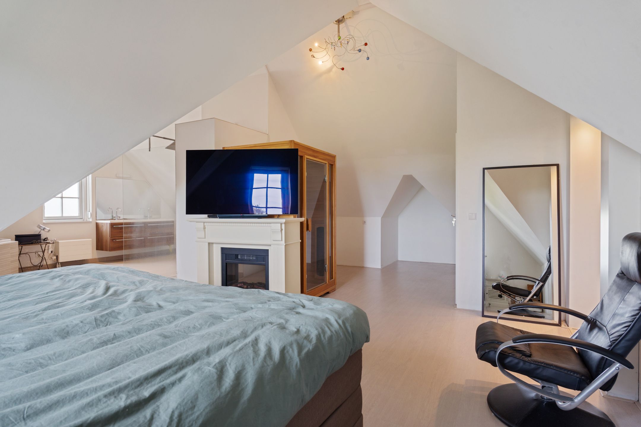 Foto 78 van Wijkermeerhof 14