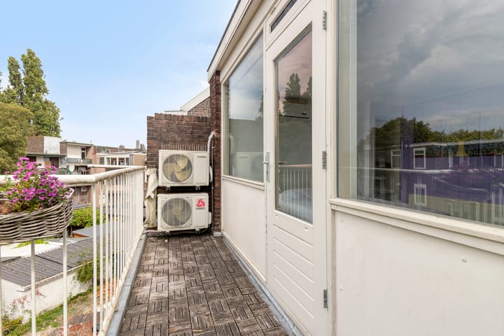 Foto 38 van Jan Steenstraat 17