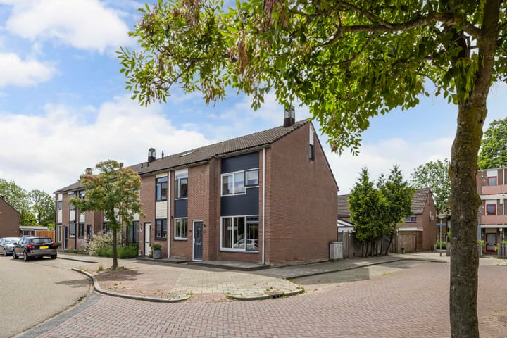 Foto 37 van IJsselmeerlaan 93