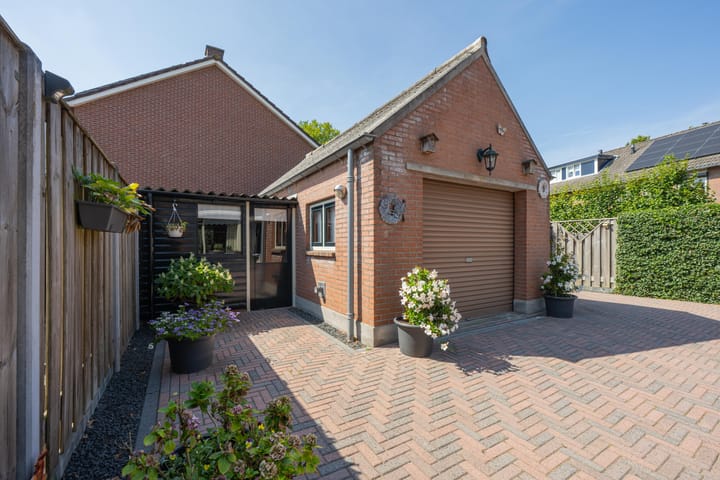 Foto 10 van Ridder Alartlaan 8