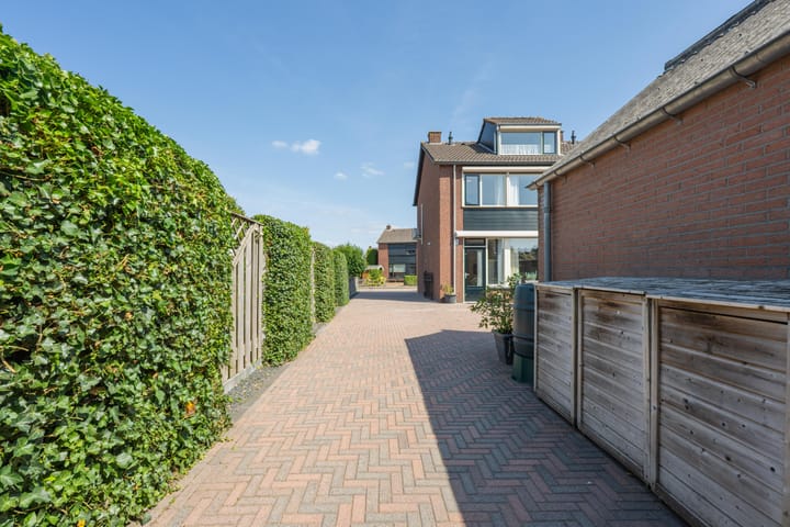 Foto 12 van Ridder Alartlaan 8