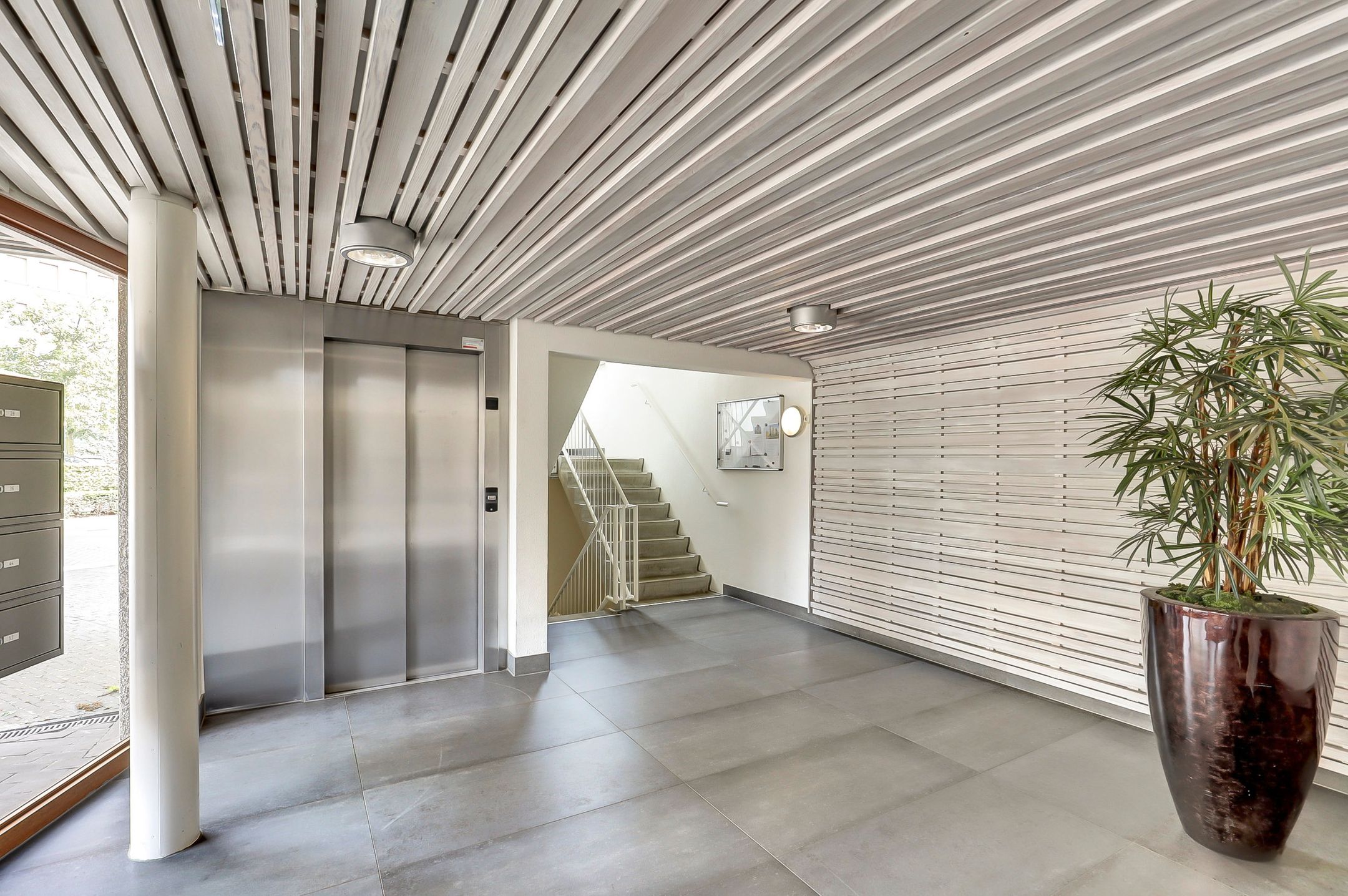 Photo 15 of Hugo de Grootlaan 64